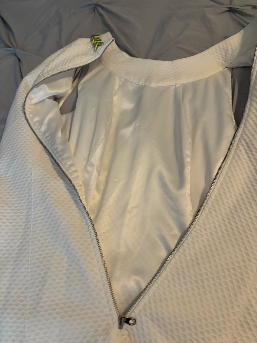 Ted Baker White Textured Shift Dress with silver& neon Trim Neckline - Picture 6 of 9